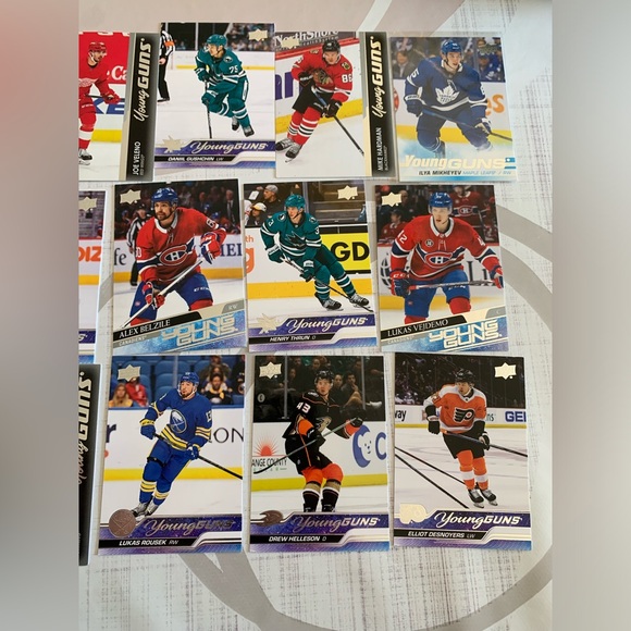 NHL Young Guns Upper Deck lot of 27 cards - Picture 4 of 10